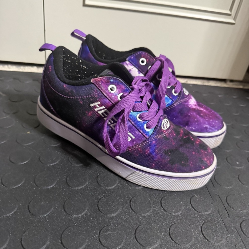 HEELY'S SPACE GALAXY PURPLE Y2K THROWBACK SHOES WITH WHEELS Youth 4/ Women 5